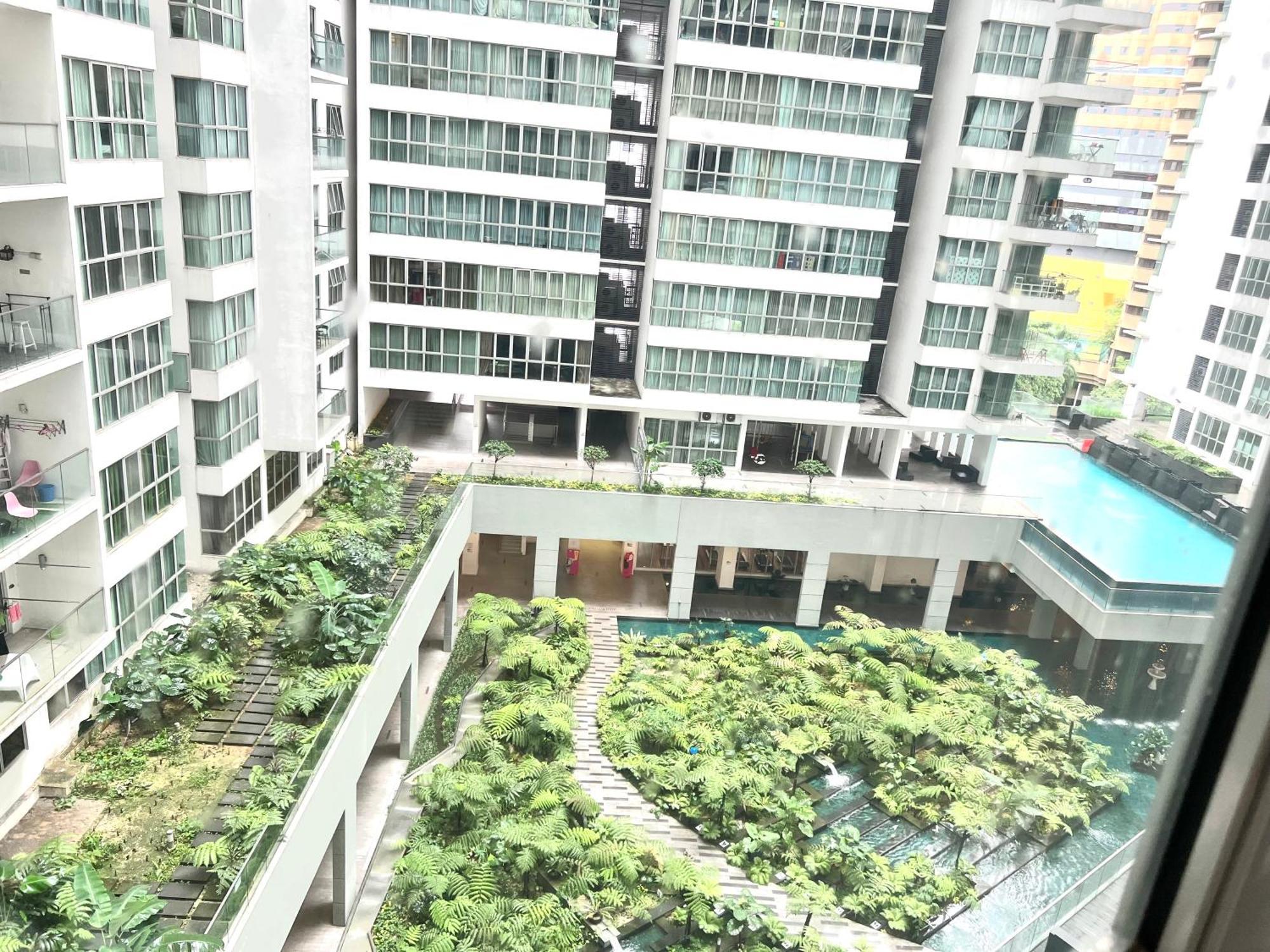 Regalia Service Suites Klcc Skypool Куала-Лумпур Экстерьер фото