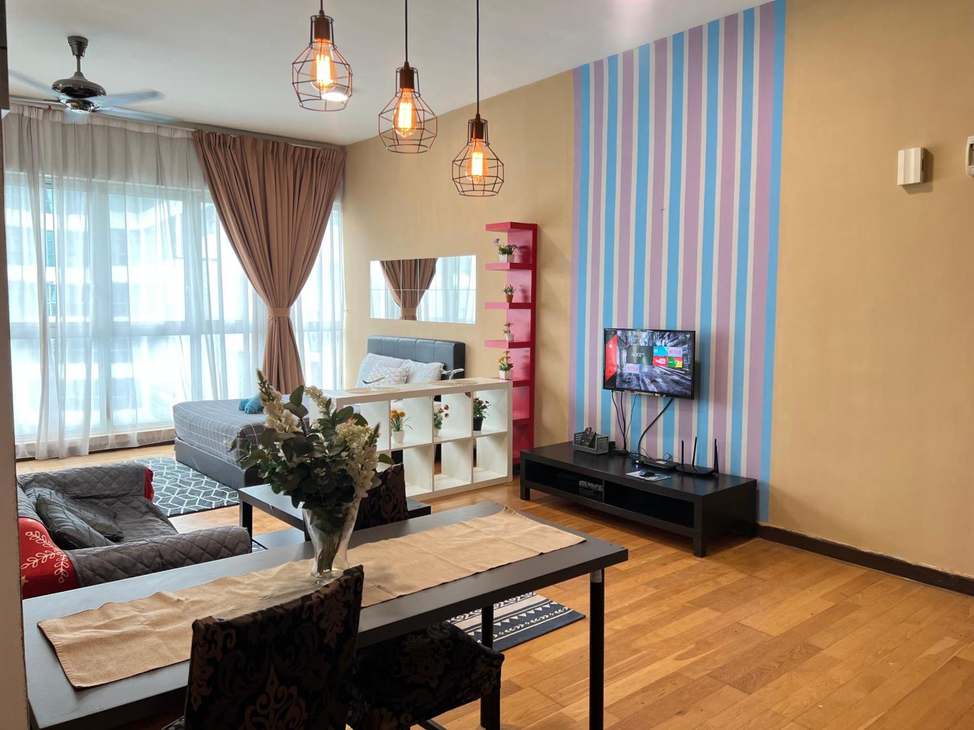 Regalia Service Suites Klcc Skypool Куала-Лумпур Экстерьер фото